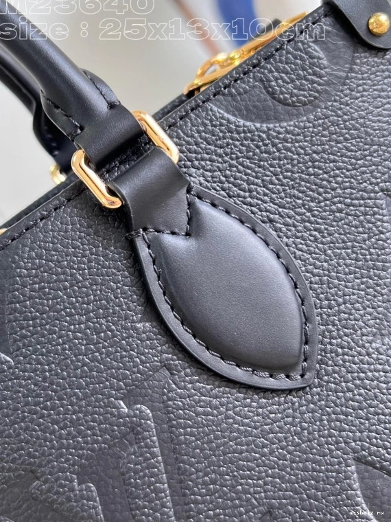 WIS East VUITTON West ONTHEGO LOUIS 0801